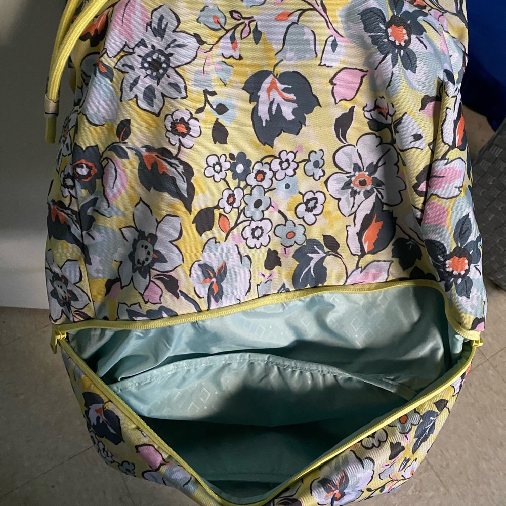 Vera Bradley sport bag